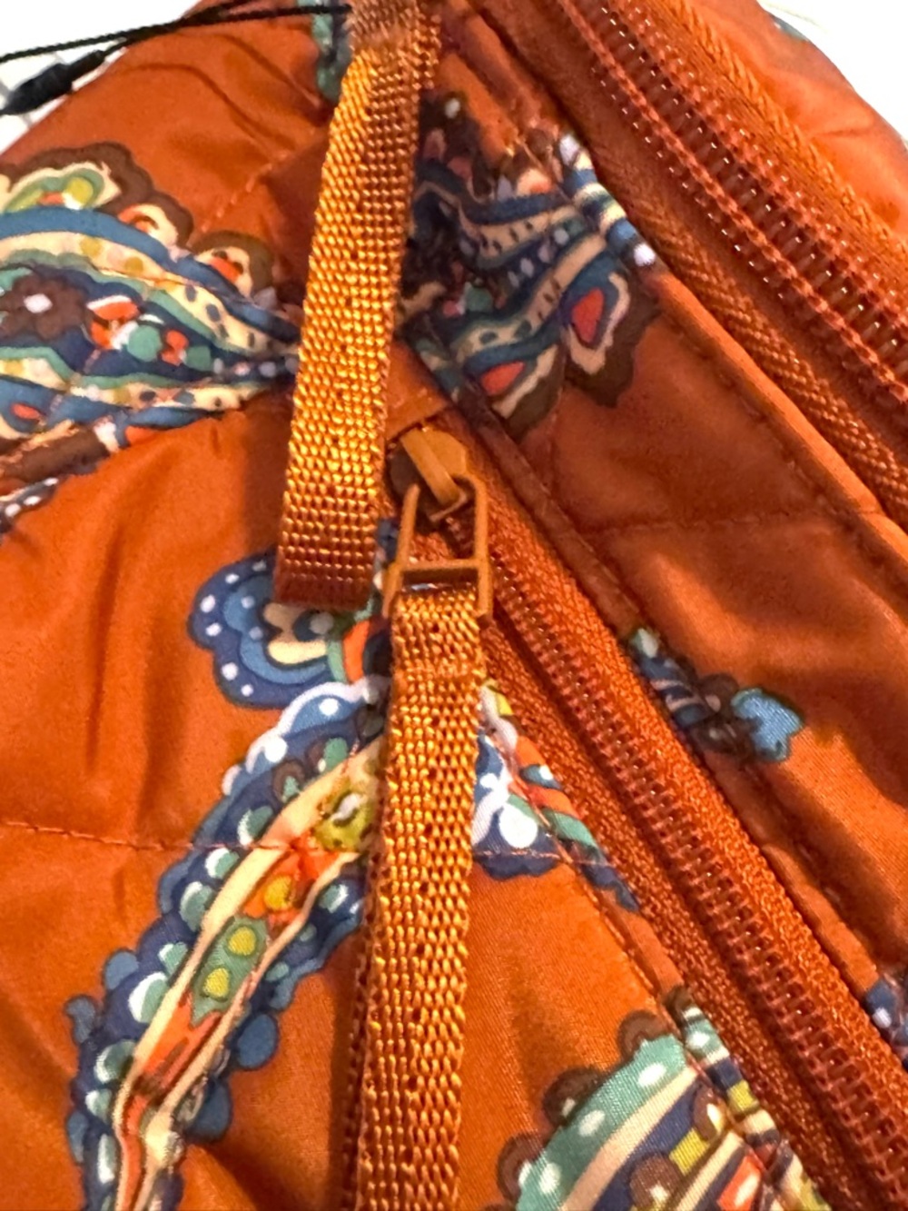 Vera Bradley Rust Orange Paisley Quilted Crossbody Belt Bag - Picture 3 of 4